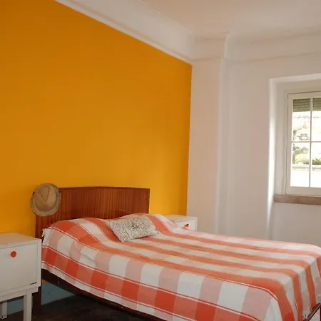 Economy Guest Houses - Old Town I Gasthof