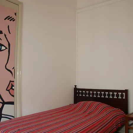 Gasthof Economy Guest Houses - Old Town I Lissabon
