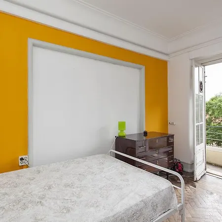 Economy Guest Houses - Old Town I Gasthof Lissabon