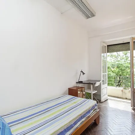 Economy Guest Houses - Old Town I *