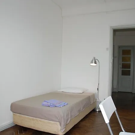 Economy Guest Houses - Old Town I Gasthof *
